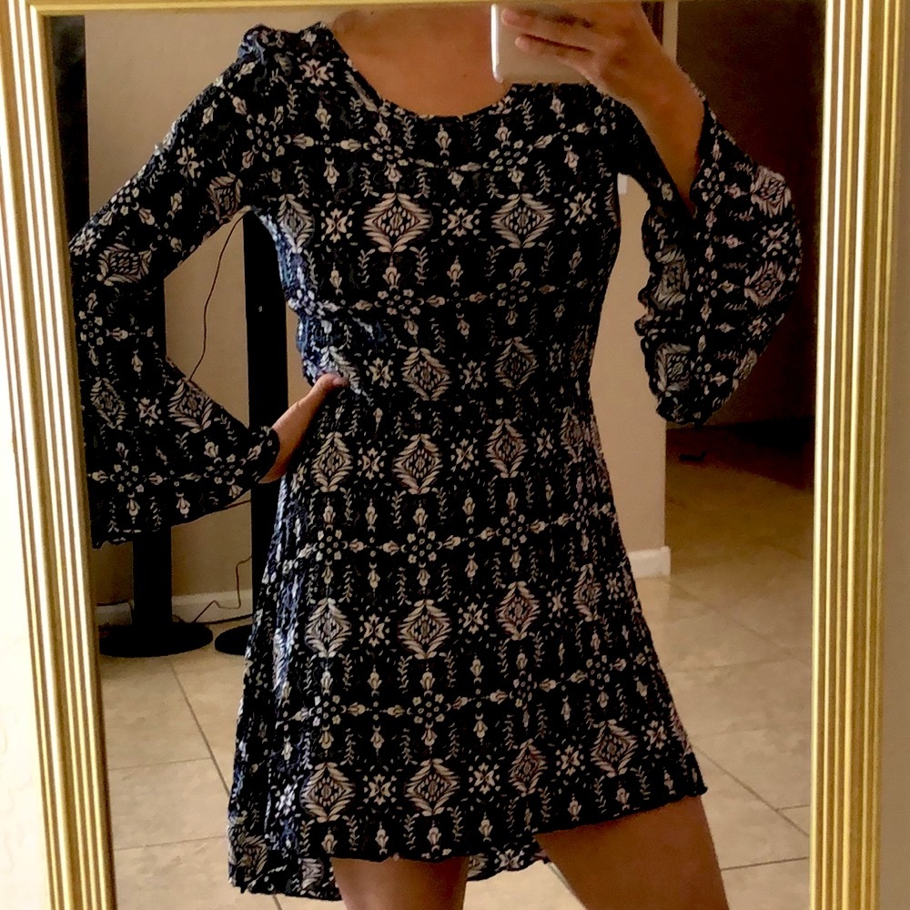 Short Black Dress with floral Print